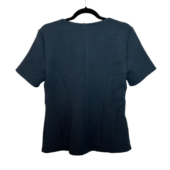 Ann Taylor Textured Knit Peplum Short Sleeve Top zippered Back Sz. M - Picture 3 of 13
